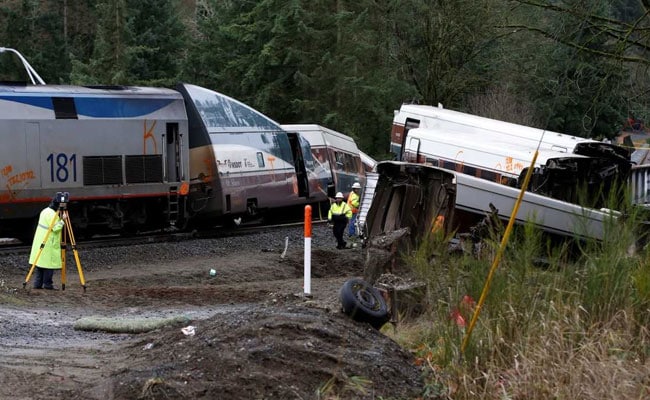 Amtrak Train Was Doing 128 Kmph In A 48 Zone When Derailed