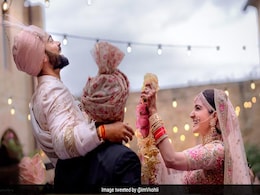 Here's A Guide For All Would-Be Brides To Look As Flawless As Anushka On Her Wedding Here's A Guide For All Would-Be Brides To Look As Flawless As Anushka On Her Wedding