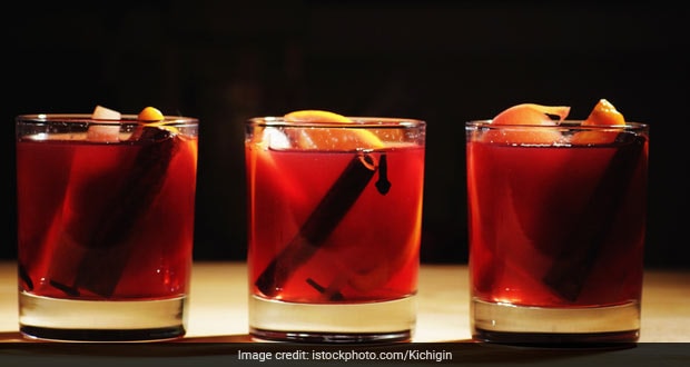 Winter Diet: This Warm Apple-Kinnu Winter Punch Is Giving Us Major Cozy Vibes