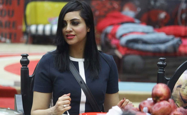 Bigg Boss 11: अर्शी खान का सफर हुआ खत्म, घर से निकलीं बाहर