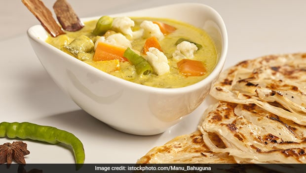How To Make South Indian-Style Veg Korma With Coconut Milk - Here's An Easy Recipe