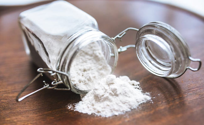 A Pinch Of Baking Soda Can Change Your Beauty Regimen For Life