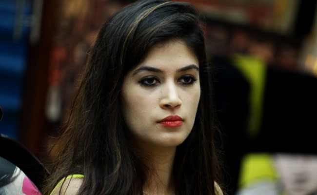 बिग बॉस की इस कंटेस्टेंट ने खोया अपना भाई, लिखा इमोशनल मैसेज, क्या आपने पढ़ा?