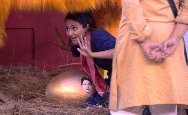 Bigg Boss 11: पुनीश और अर्शी पर हुआ वार तो क्या हिना खान बनने जा रही हैं घर की कप्तान