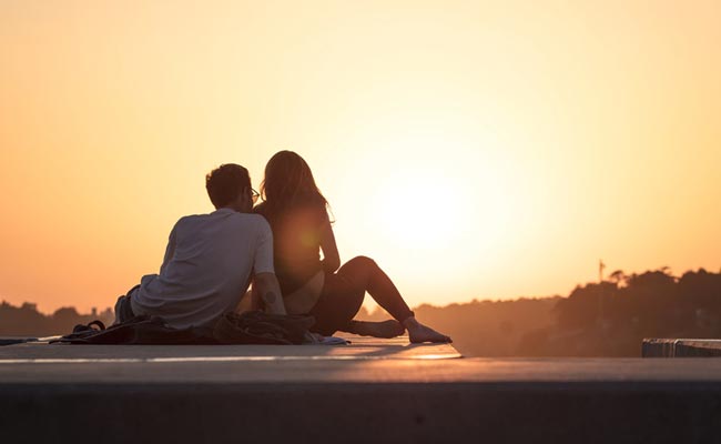 What To Do When Your Partner's BFF Is A Girl And It Makes You Uncomfortable