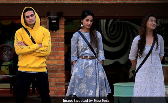 <i>Bigg Boss 11</i>, Written Update, December 22: Hina Khan Is The New Captain Of The House