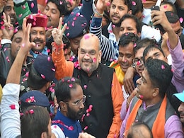 चुनाव परिणाम 2017: गुजरात में 'कमल' को नहीं उखाड़ पाया 'हाथ', हिमाचल भी 'पंजे' से निकला चुनाव परिणाम 2017: गुजरात में 'कमल' को नहीं उखाड़ पाया 'हाथ', हिमाचल भी 'पंजे' से निकला