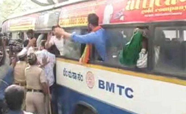 Karnataka BJP Workers Protest Outside Congress Office Over Mahadayi Water Row
