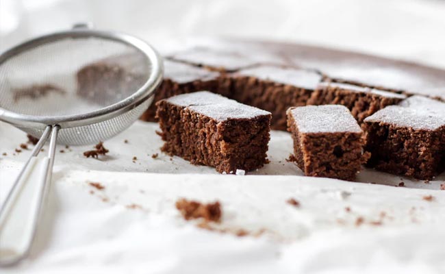 Trying To Lose Some Weight? These 3 Midnight Snacks Are Perfect For You