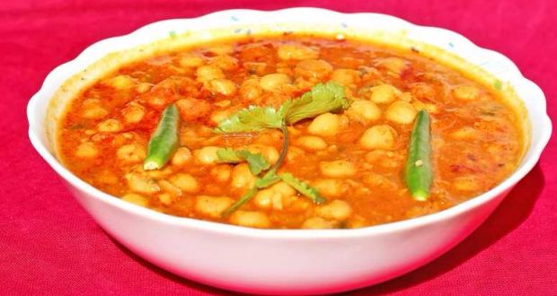 High-Protein Diet: How To Make Classic Himachali Channa Madra (Chickpea In Yogurt Gravy)