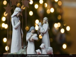 राष्ट्रपति रामनाथ कोविंद, उपराष्ट्रपति वेंकैया नायडू और पीएम मोदी ने क्रिसमस पर दी देश को बधाई राष्ट्रपति रामनाथ कोविंद, उपराष्ट्रपति वेंकैया नायडू और पीएम मोदी ने क्रिसमस पर दी देश को बधाई