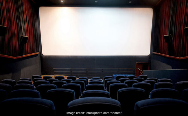 Saudi Arabia Says Cinemas Will Be Allowed From Early 2018