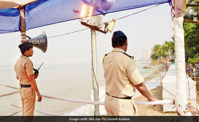 As Cyclone Ockhi Nears, Lakhs Expected To Gather In Mumbai At Shivaji Park