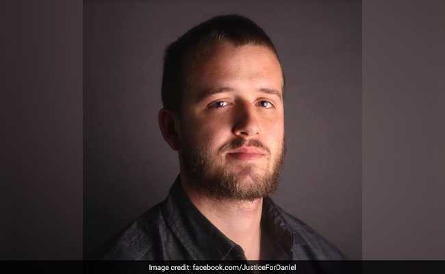 US Policeman Acquitted Of Killing Unarmed Man Who Begged For Life