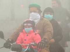 Delhi Begins New Year With 'Hazardous' Levels of Pollution