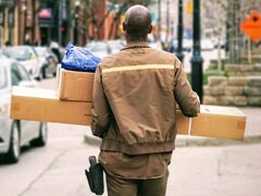 Amazon Delivery Worker Drops Off Package, Then Poops On Customer's Yard