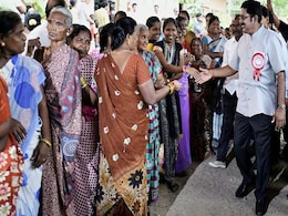 RK Nagar By-Election Result Highlights: AIADMK blames Dinakaran-Stalin Pact For RK Nagar Fiasco RK Nagar By-Election Result Highlights: AIADMK blames Dinakaran-Stalin Pact For RK Nagar Fiasco