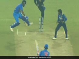 IND VS SL:  इस नए नंबर ने दी महेंद्र सिंह धोनी की जिंदगी में दस्तक...आज फिर दिखेगा असर? IND VS SL:  इस नए नंबर ने दी महेंद्र सिंह धोनी की जिंदगी में दस्तक...आज फिर दिखेगा असर?