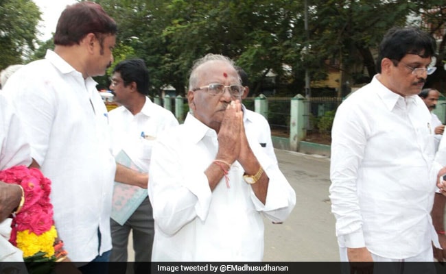 AIADMK Candidate In RK Nagar By-Poll Is E Madhusudhanan, An OPS Loyalist