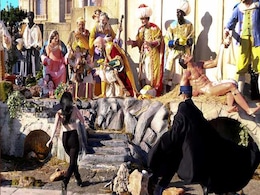 Topless Woman Activist Tries To Snatch Jesus Statue From Vatican Crib Topless Woman Activist Tries To Snatch Jesus Statue From Vatican Crib