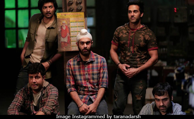 <I>Fukrey Returns</i> Box Office Collection Day 10: Richa Chadha's Film Emerges A 'Super Hit' With 66.11 Crore