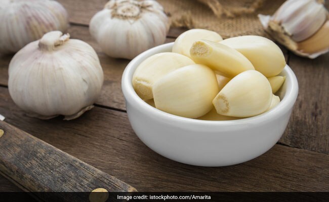 सुबह खाली पेट कच्चा लहसुन खाने के फायदे