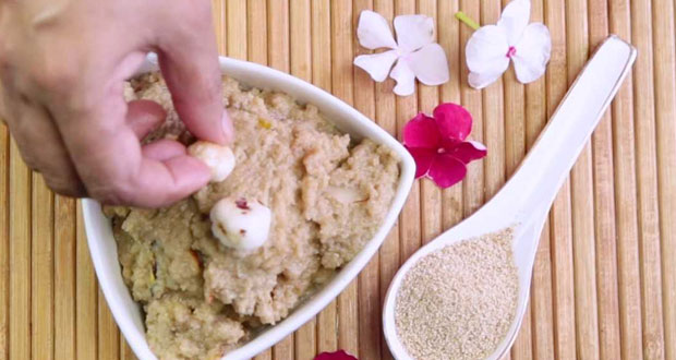 Navratri 2020: Watch <i>Khus Khus</i> And <i>Makhana Halwa</i> Recipe And Make This <i>Vrat</i>-Friendly Dessert For Your Family
