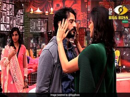 Bigg Boss 11: हितेन की बीवी गौरी ने हिना खान की उड़ाई धज्जियां, बदमिजाजी का कुछ ऐसे दिया जवाब Bigg Boss 11: हितेन की बीवी गौरी ने हिना खान की उड़ाई धज्जियां, बदमिजाजी का कुछ ऐसे दिया जवाब