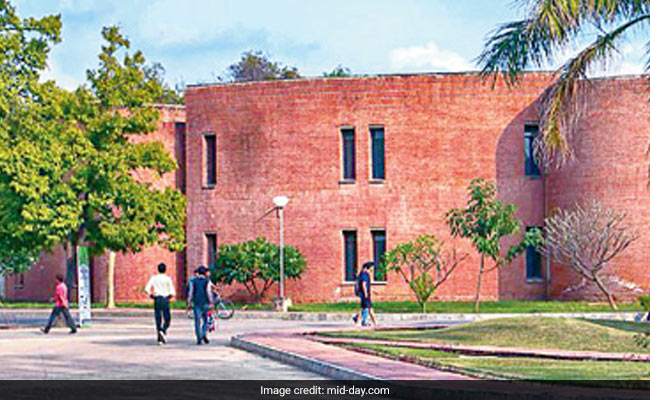 IIT-Kanpur Launches 4 New Postgraduate Courses, No GATE Score Needed