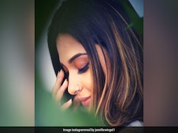 जब तैश में आकर अपने पति को भरे सेट पर इस एक्ट्रेस ने जड़ दिया था ज़ोरदार थप्पड़, देखते रह गए थे सेट पर मौजूद लोग जब तैश में आकर अपने पति को भरे सेट पर इस एक्ट्रेस ने जड़ दिया था ज़ोरदार थप्पड़, देखते रह गए थे सेट पर मौजूद लोग