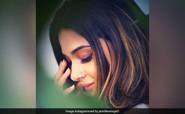 इस घरेलू नुस्खे ने बना दिए इस टीवी एक्ट्रेस के बालों को खूबसूरत, जानना चाहेंगे इसके बारे में?