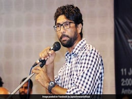 Congress MLAs Stage Walkout, Jignesh Mevani Evicted From Gujarat Assembly Congress MLAs Stage Walkout, Jignesh Mevani Evicted From Gujarat Assembly