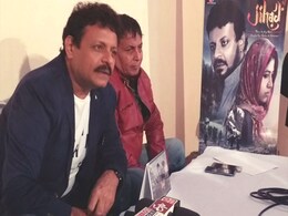 'जेहाद' के जरिये अयोध्या में अमन का पैगाम देने की कोशिश करता दिखा ये शख्स 'जेहाद' के जरिये अयोध्या में अमन का पैगाम देने की कोशिश करता दिखा ये शख्स