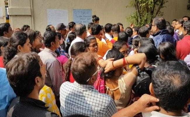 Kolkata School Protests Spread As Police, Parents Clash Outside Campus