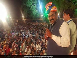 देश के इकलौते 'खुशहाल मंत्री' के लिए साल 2018 जाते-जाते लेकर आया बुरी खबर देश के इकलौते 'खुशहाल मंत्री' के लिए साल 2018 जाते-जाते लेकर आया बुरी खबर