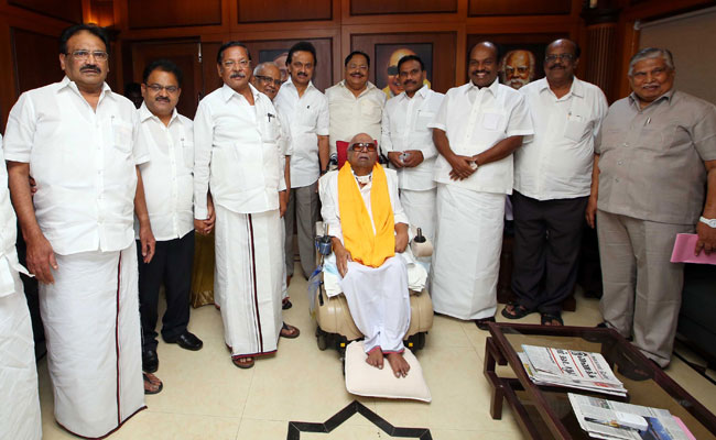 M Karunanidhi Visits DMK Party Office After Nearly A Year