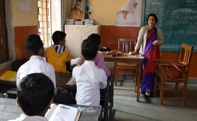 UDISE Plus Report: सीएम राइज का कमाल, मजबूत हुई MP के स्कूलों की बुनियाद, स्कूलों की संख्या में देश में दूसरा स्थान UDISE Plus Report: सीएम राइज का कमाल, मजबूत हुई MP के स्कूलों की बुनियाद, स्कूलों की संख्या में देश में दूसरा स्थान
