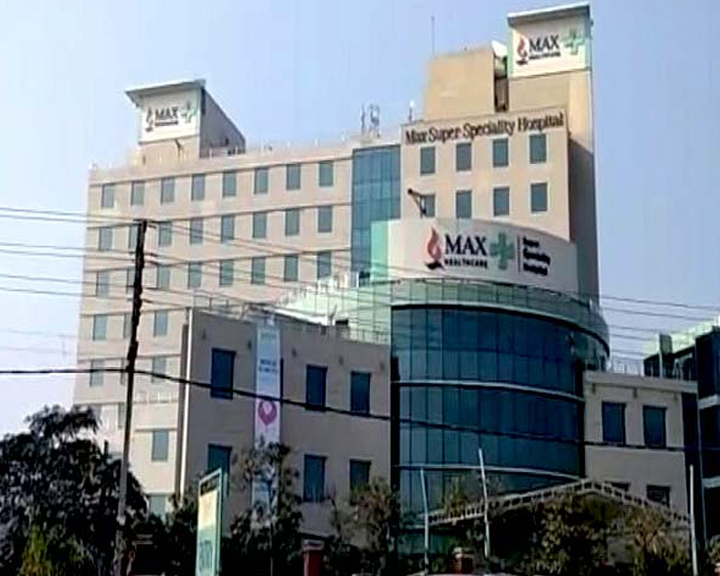 मैक्स हॉस्पिटल में बच्चे की मौत का मामला : डीएमसी ने डॉक्टरों को दी क्लीन चिट