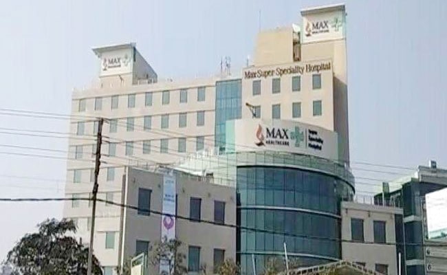 Man Dies At Max Hospital In Shalimar Bagh, Family Cries Foul