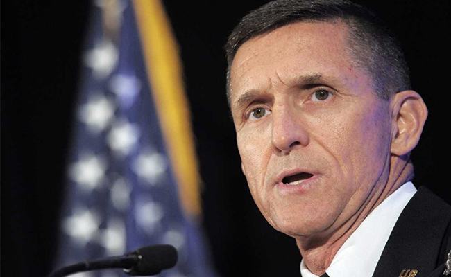 US Appeals Court Orders Dismissal Of Case Against Ex-Trump Aide Michael Flynn