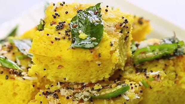 Low Calorie Microwave Dhokla