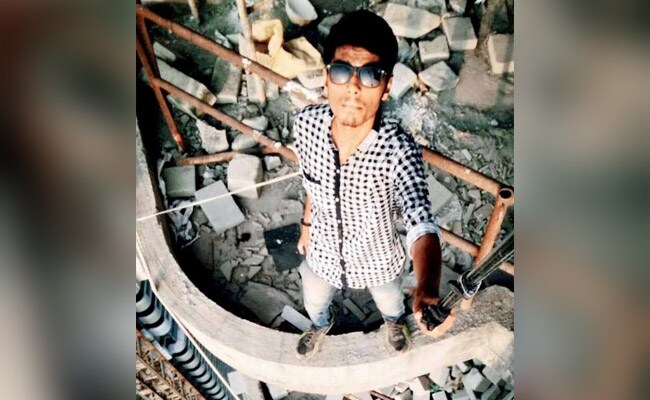 Selfie Atop 75-Floor Mumbai Building Has Engineering Student In Trouble