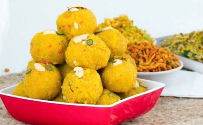 Should You Be Eating Diwali Sweets? Rujuta Diwekar Has The Perfect Answer!