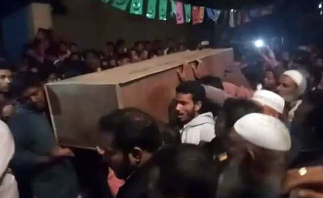 Thousands Gather For Funeral Of Bengal Man Hacked To Death In Rajasthan