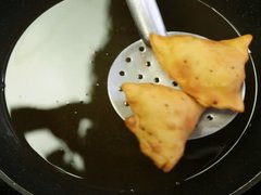 National Samosa Week To Be Celebrated In UK: 3 Things That Make A Perfect Samosa