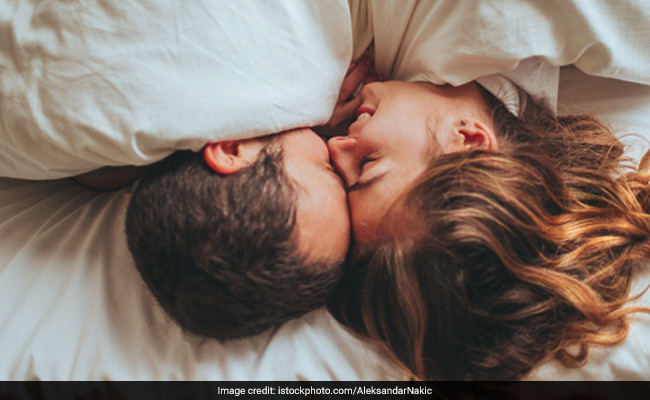 5 Reasons Why Morning Sex Is Better Than Night Sex