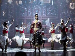 दर्शकों के मन में बस गईं साल 2017 की यह पांच यादगार नाट्य प्रस्तुतियां दर्शकों के मन में बस गईं साल 2017 की यह पांच यादगार नाट्य प्रस्तुतियां