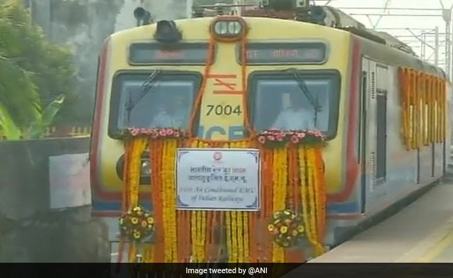 Mumbai's AC Local Is Here. Hop On For A 'Chilled' Experience Mumbai's AC Local Is Here. Hop On For A 'Chilled' Experience