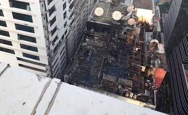 मुंबई में आग : राष्ट्रपति और पीएम मोदी ने जताया दुख, सीएम फडणनवीस ने दिए आयुक्त को जांच के आदेश