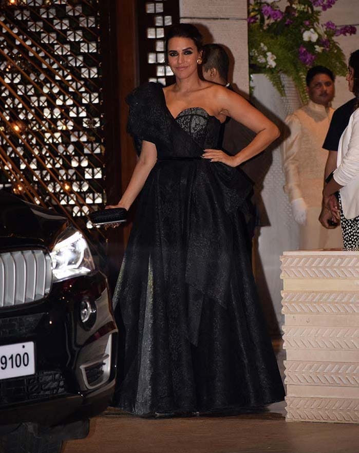 neha dhupia